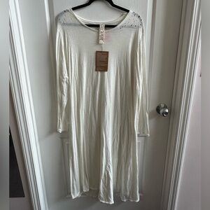 Magnolia Pearl Elegant White Long Sleeve Dress